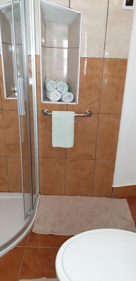 Apartment Rafael Сен Екстериор снимка