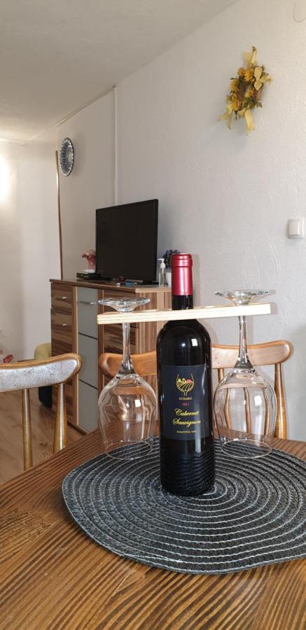 Apartment Rafael Сен Екстериор снимка