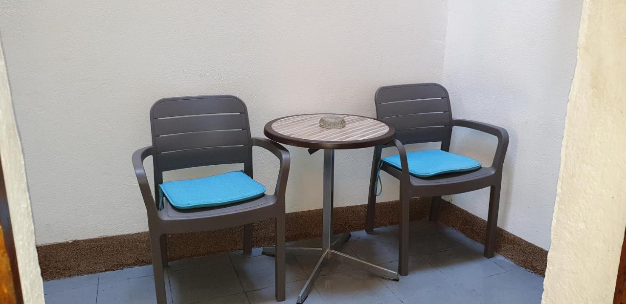 Apartment Rafael Сен Екстериор снимка